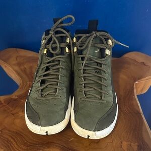 Boy’s Air Jordan 12 Retro CP3 Class of 2003 Size 4Youth